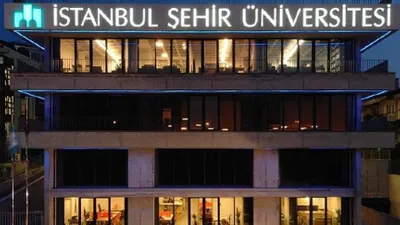 Davutoğlu kurmuştu İstanbul Şehir Üniversitesi’nin faaliyet izni kaldırıldı