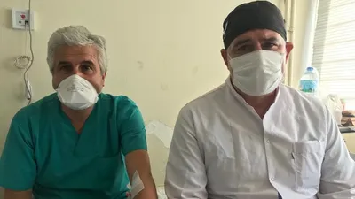 Maske uyarısı yapan doktorlara saldırı!