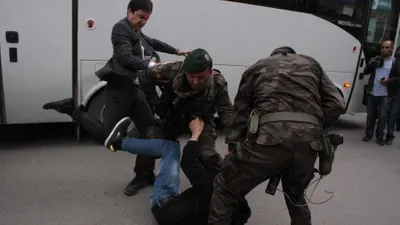 Yusuf Yerkel'in tekmesi yeniden gündem oldu