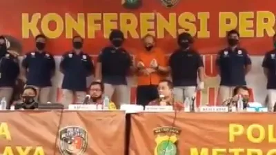 300'den fazla reşit olmayan çocuğa taciz eden sapık yakalandı