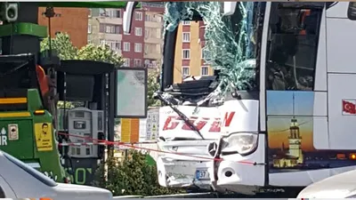 Yolcu otobüsü benzin istasyonuna daldı! Faciadan son anda dönüldü