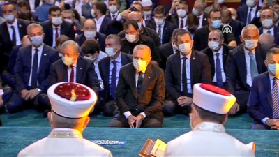 'Türkler, Cumhurbaşkanlarının başlarına nasıl bir çorap ördüğünü anlayacak'