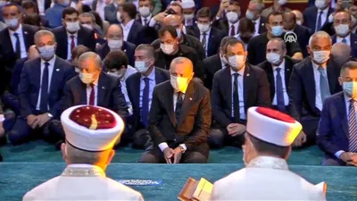 'Türkler, Cumhurbaşkanlarının başlarına nasıl bir çorap ördüğünü anlayacak'