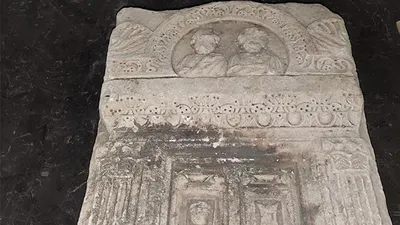 Mezar taşını dahi çalan 5 defineci tutuklandı