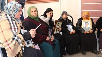 HDP önündeki bir aile daha çocuğuna kavuştu