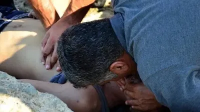 Bir babanın yürek yakan feryadı! ''Ne olur aç gözlerini''