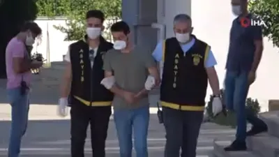 Polisim dedi, dolandırıp tehdit etti!