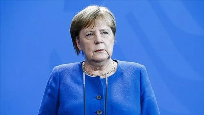 Merkel'den Türkiye ve Yunanistan'a çağrı
