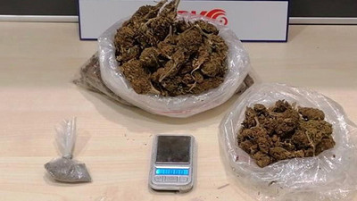 Çeşme'de uyuşturucu operasyonu! 2 kişi tutuklandı