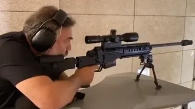 Oktay Kaynarca'nın silahlı pozu olay oldu
