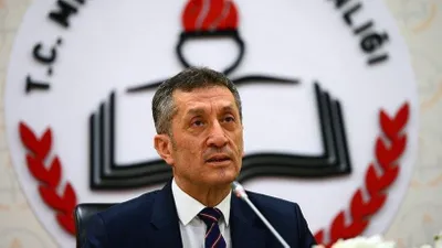Bakan Selçuk, velilere teşekkür etti