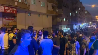 Türk bayrağına saldırıya linç girişimi!