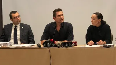 Emre Aşık: Bu evlilik tamamen bir kumpastır