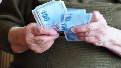 Emekliler dikkat! Zam farkınız hesabınızda