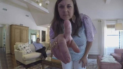 Evlerine güvenlik kamerası taktığı kadınları izlemiş!