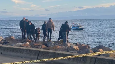İstanbul'da kayalıklara sıkışmış halde ceset bulundu