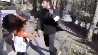 Sevgilisini darp edip o anları kayda aldı!