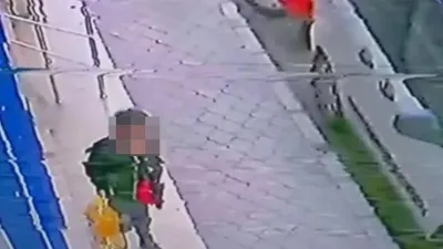 Çocuklarıyla birlikte bakın neyi çaldılar