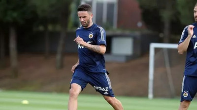 Fenerbahçe'de Gökhan Gönül futbolu bırakıyor mu?