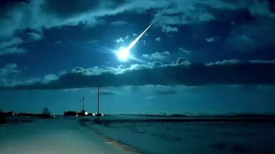 Herkes bu görüntüleri konuşuyor: Meteorun düşme anı kamerada!