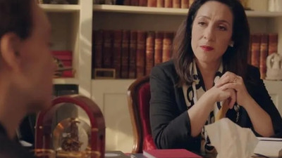 Kırmızı Oda dünyaya açılıyor