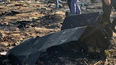 Yolcu uçağı düştü! Çok sayıda ölü var!