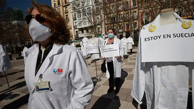 Madrid'de doktorlardan süresiz grev!
