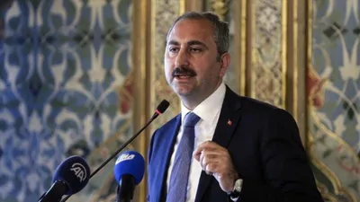 Adalet Bakanı Gül'den yeni anayasa açıklaması