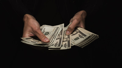 9 lirayı aşan dolar için ''21 Ekim'' uyarısı