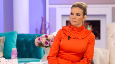 Esra Erol'un annesini görenler şaştı kaldı: ''Anneniz de tıpkı sizin gibi çok güzel''