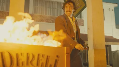 Ahmet Kural ekranlara geri dönüyor... Ama bu sefer güldürmeyecek