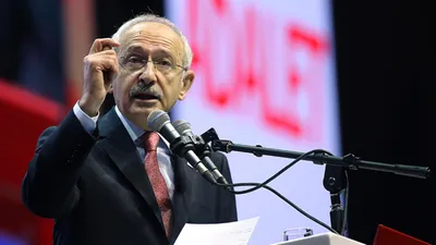 Kılıçdaroğlu gençlere seslendi: ''Bunları artık yemeyin, bunlar gidici''
