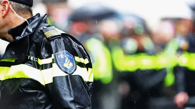 Hollanda polisi Türk halkından özür diledi