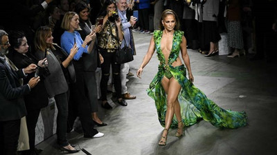 Jennifer Lopez solladı! İşte 40 yaş üstü en beğenilen 5 yıldız!