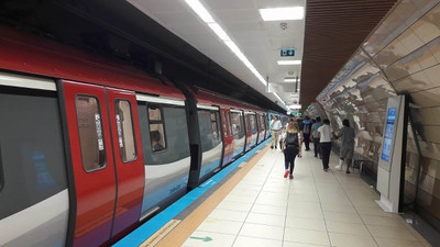 Yine kapanamadık! İstanbul'da ek metro seferleri başladı