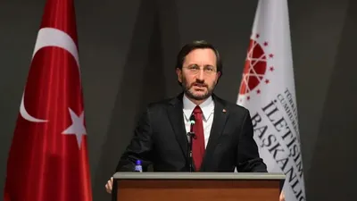 Fahrettin Altun'dan Fransa'ya 'başörtüsü yasağı' tepkisi