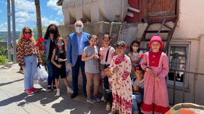 Sarıyer'de annelere sürpriz ziyaret