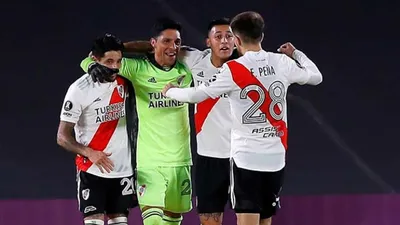 Futbol tarihinde görülmemiş olay: 20 futbolcu koronavirüse yakalanınca...