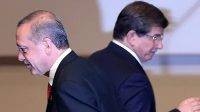 Erdoğan ve Davutoğlu da dahil 11 kişiye suç duyurusu