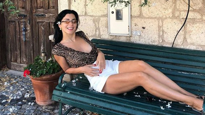 Merve Boluğur'den şaşırtan itiraf: Egzozu bozuk kamyon gibiyim
