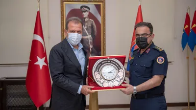 Başkan Seçer: ''Belediye başkanı ile muhtar mutlaka iş birliği yapmak durumda''