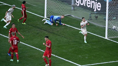 Euro 2020'de nefesleri kesen mücadele