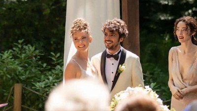Ünlü çift nikah masasına oturdu