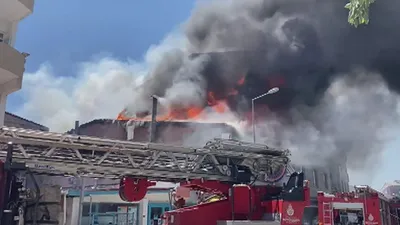 İstanbul'da korkutan yangın