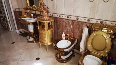 Polis memurunun evinden altın kaplama tuvalet çıktı
