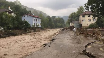 Bartın'ı sel vurdu! Köprü ve yollar çöktü, 1 ev yıkıldı!