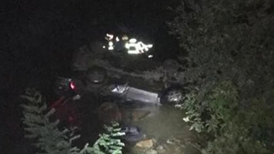 Giresun’da sollama yapan araç sürücüsü dereye uçtu