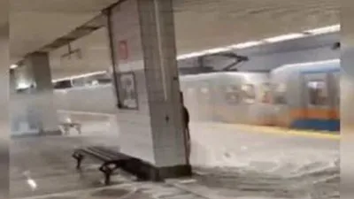 İstanbul metrosunda intihar girişimi ve su baskını! Seferler aksıyor