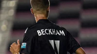 David Beckham'ın oğlu Romeo Beckham ilk maçına çıktı