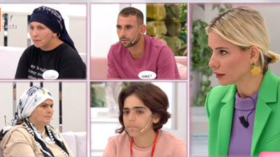 Üzerine kuma getirilen kadından iğrenç iddia: ''Beni erkeklere sattı''